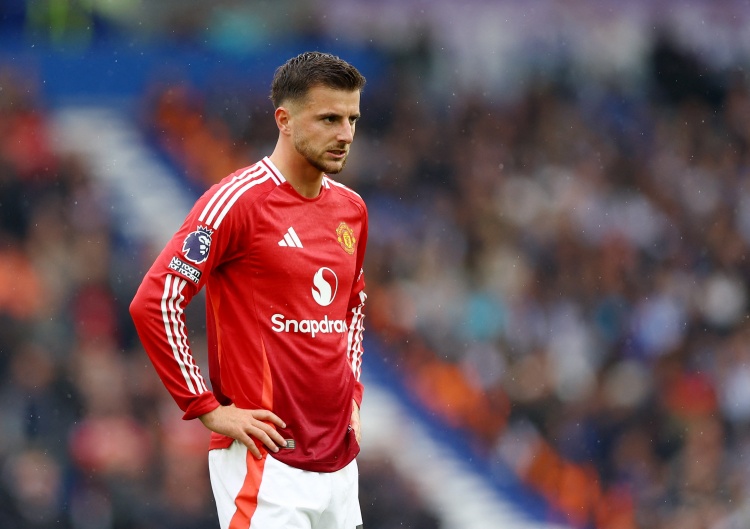 曼聯(lián)最水7號(hào)??芒特6420萬(wàn)加盟1年半1球1助，首發(fā)踢13分鐘又傷了