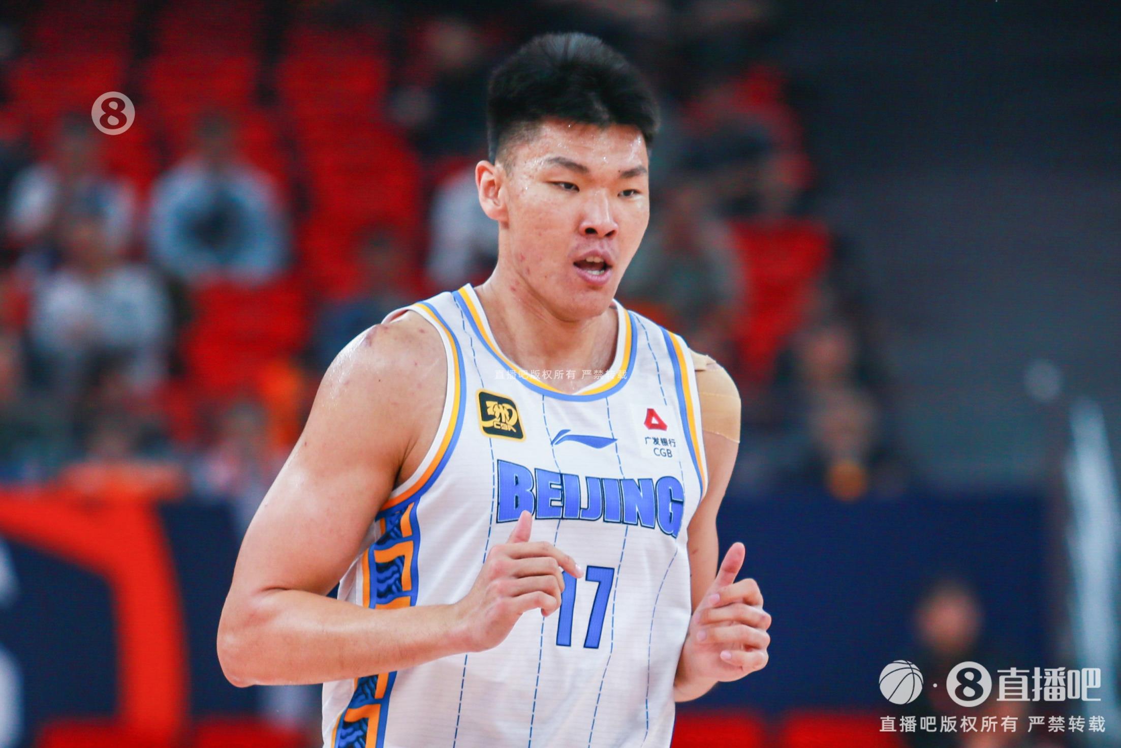 進攻端把握機會不錯！范子銘10投7中貢獻16分3助攻
